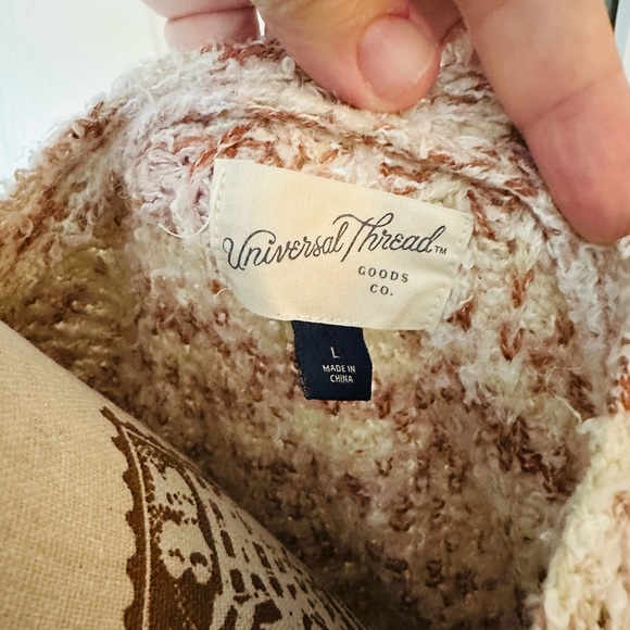 Women's V-Neck Pullover Sweater - Blush Pink - Picture 6 of 6